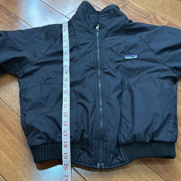 Patagonia women’s black reversible bomber’s jacket size S - Picture 11 of 11
